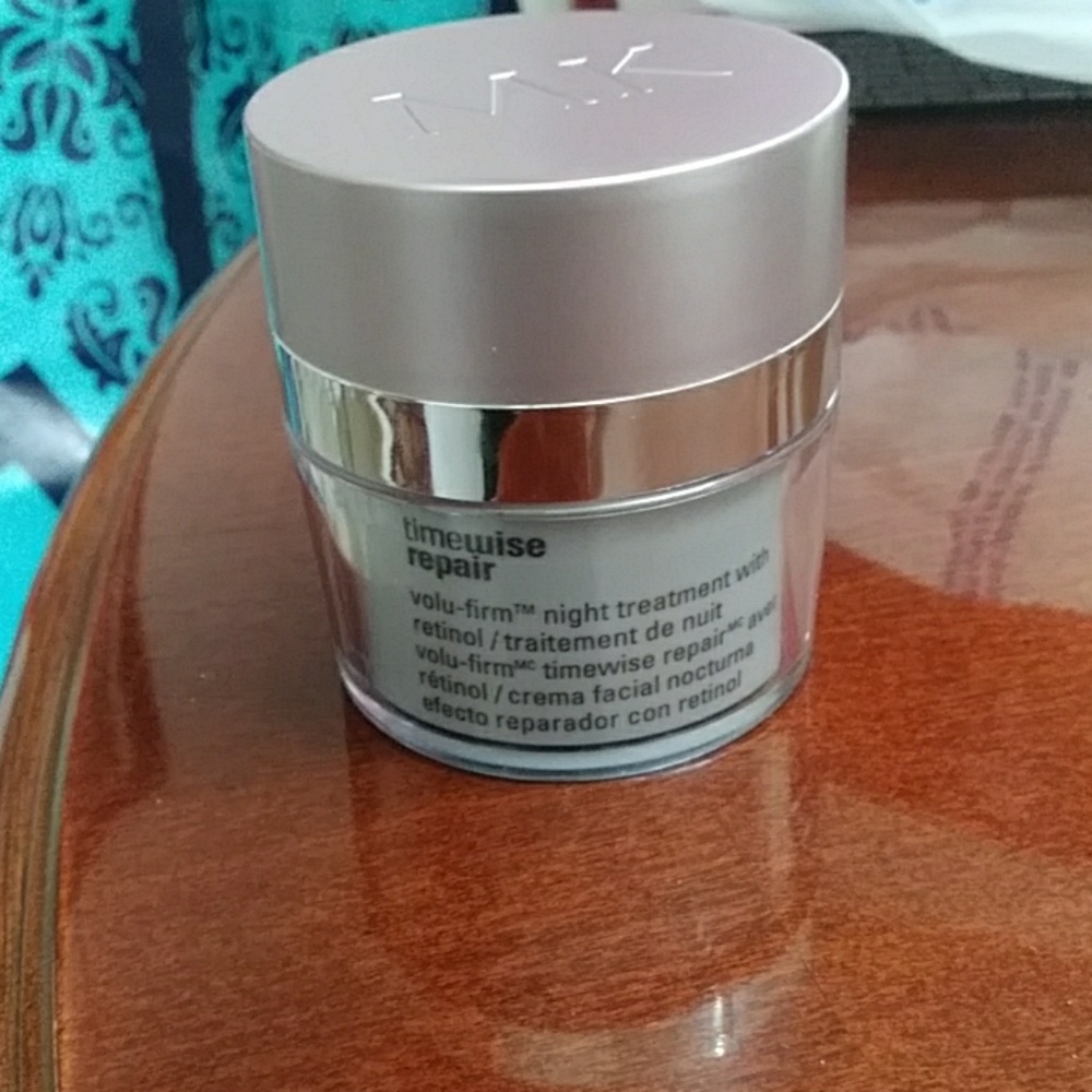Mary Kay - Picture 2 of 2